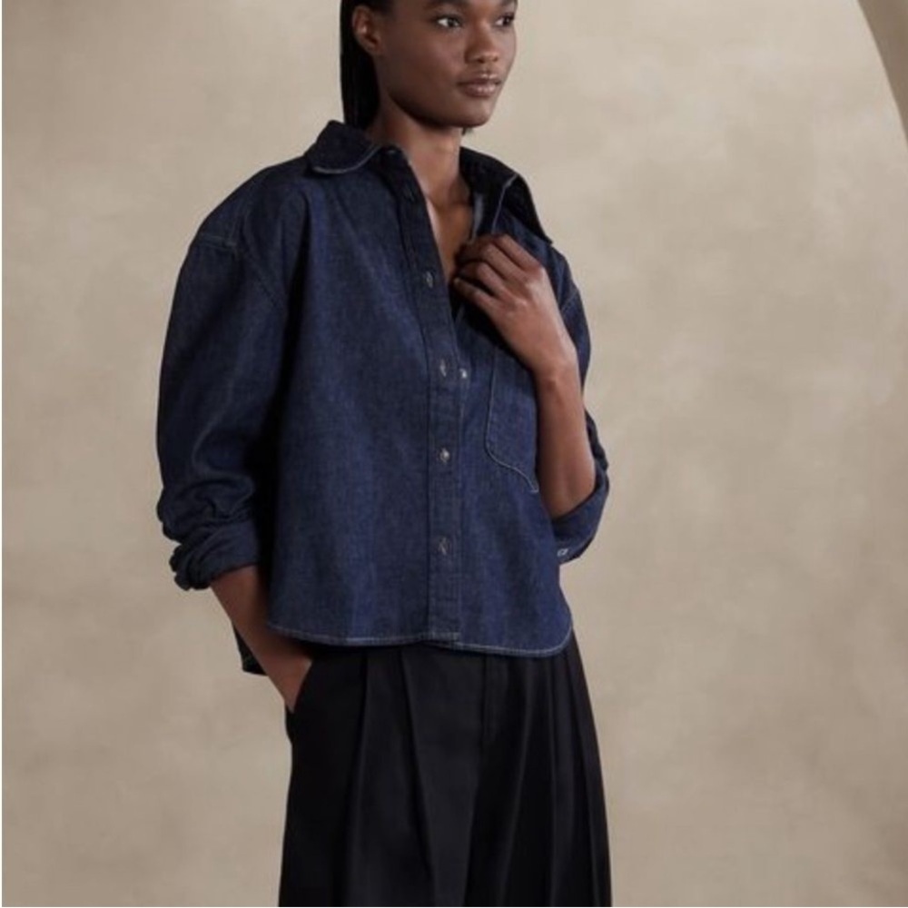 Banana Republic Cropped Denim Button Down Shirt XS NWT - Picture 10 of 10
